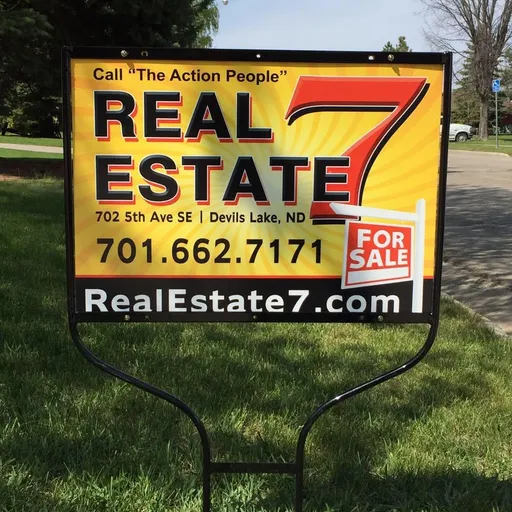 Real Estate 7 logo